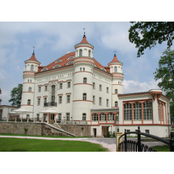Zespół pałacowy w Wojanowie