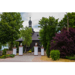 Kościół drewniany pw. Wniebowzięcia NMP w Czerlejnie