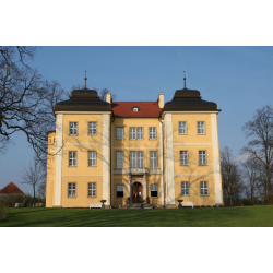 Pałac w Łomnicy