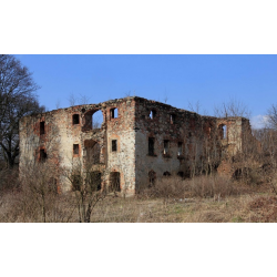 Dwór w Zimnej Brzeźnicy