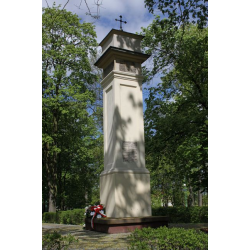 Pomnik, kolumna upamiętniająca narodziny króla Zygmunta Starego w Kozienicach