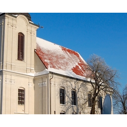 Kościół p.w. Narodzenia Najświętszej Maryi Panny w Zamartem