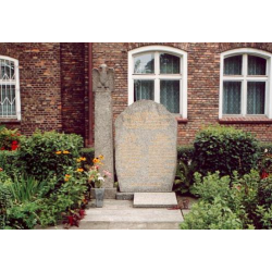 Pomnik upamiętniający powstańców śląskich i ofiary hitleryzmu