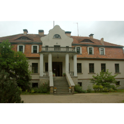 Pałac w Gryżynie